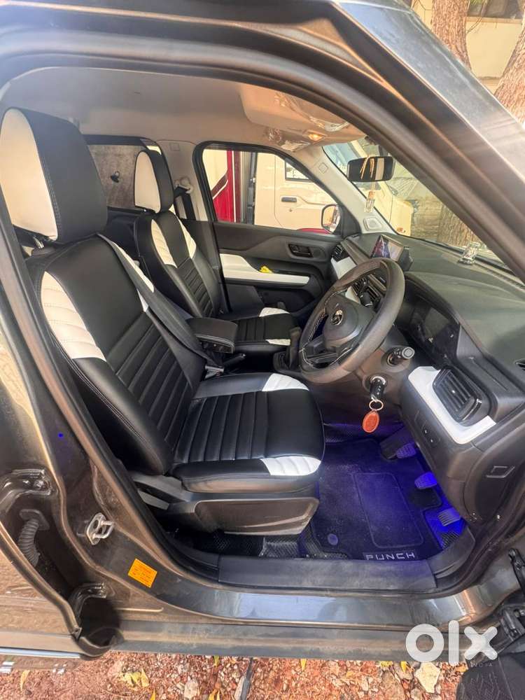 Tata Punch Pure 2025