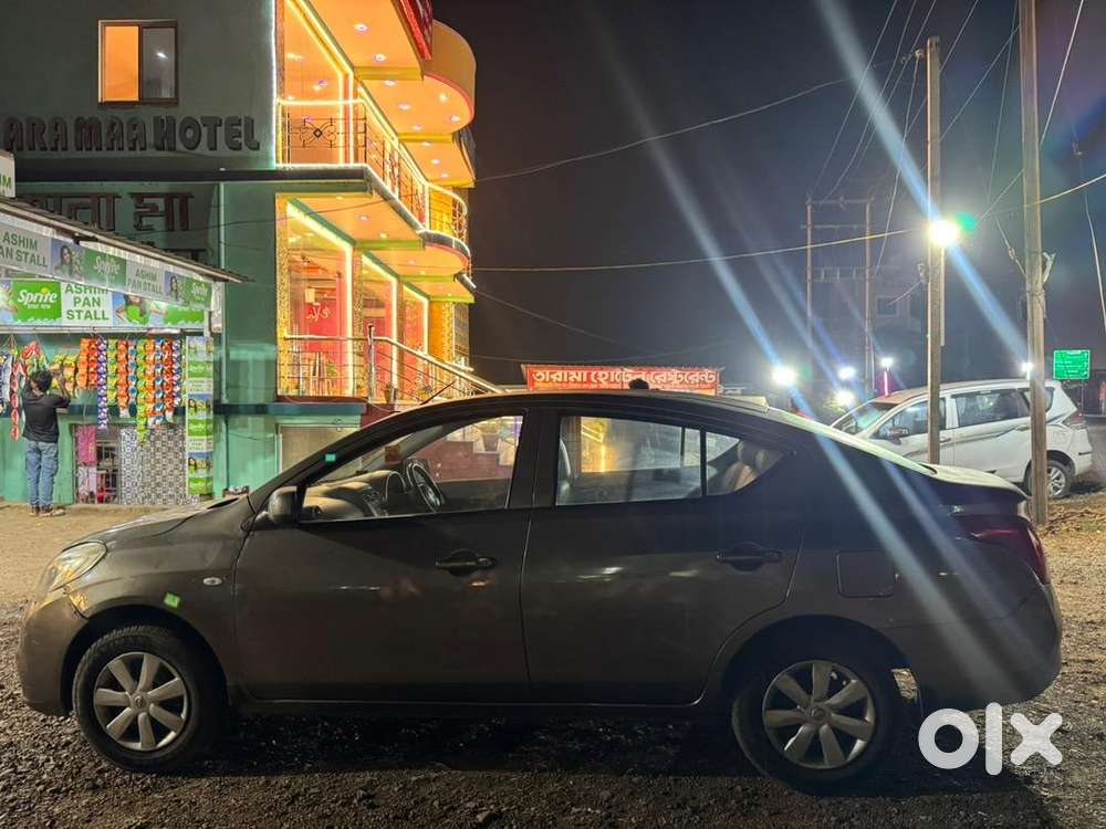 Nissan Sunny 2013 Petrol 38000 Km Driven