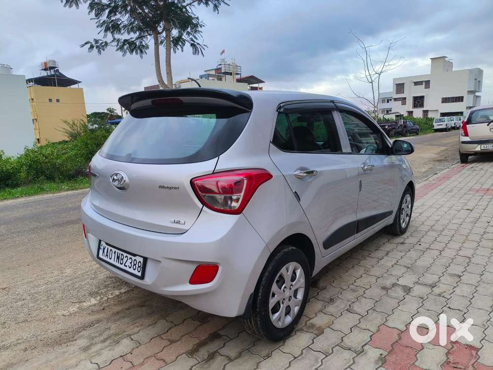 Hyundai Grand I10 Magna O At Petrol, 2014, Petrol