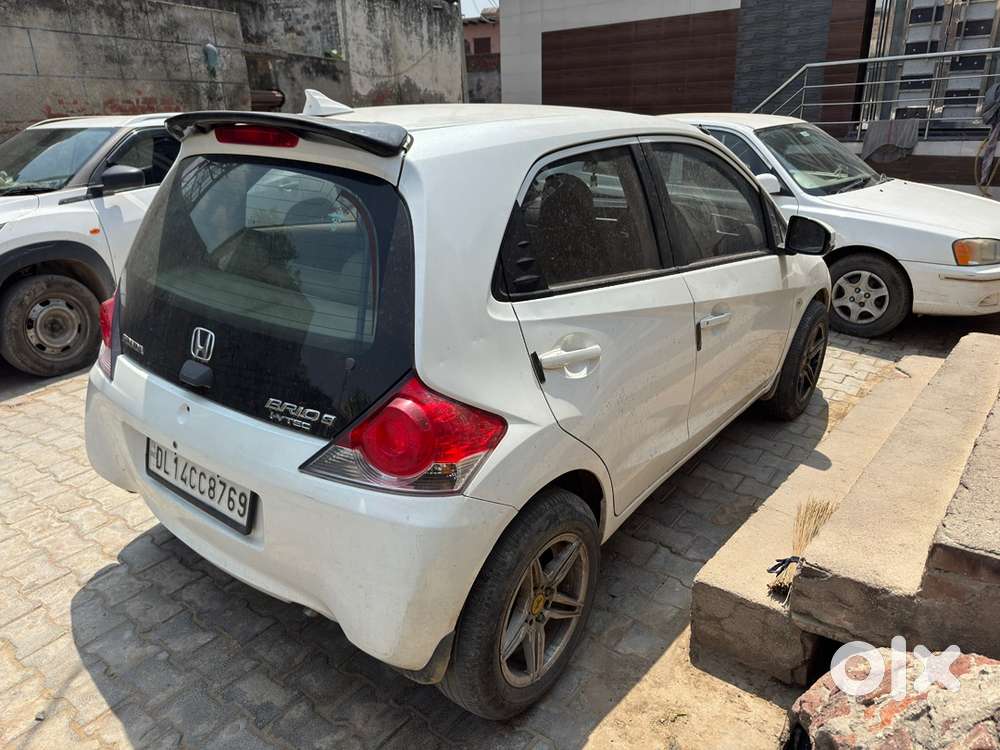 Honda Brio Cng & Hybrids Well Maintained
