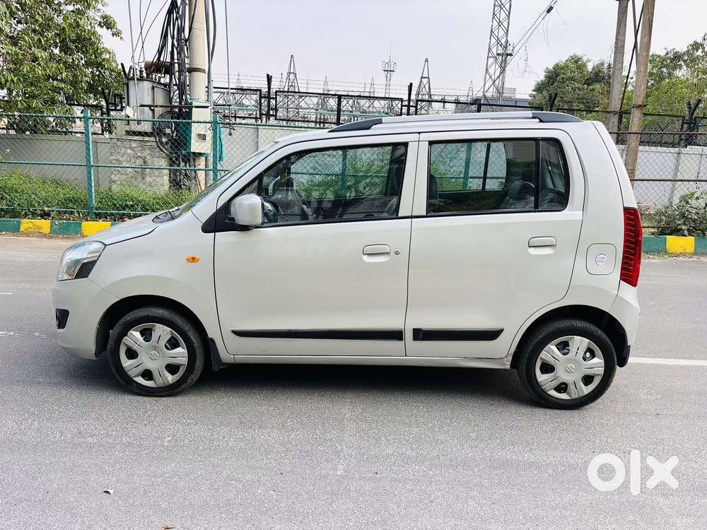 Maruti Suzuki Wagon R 1.0 Vxi Amt, 2017, Petrol