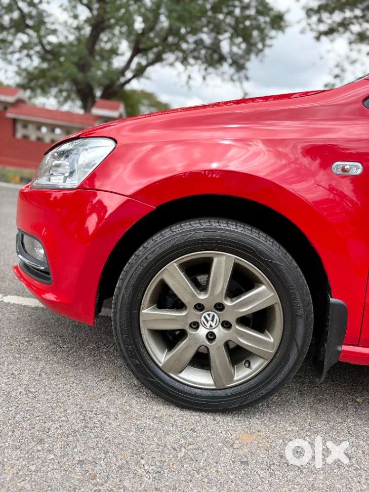 Volkswagen Polo Petrol Highline 1.6l, 2012