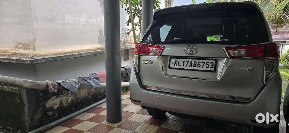 Toyota Innova Crysta 2.4 Plus 2019