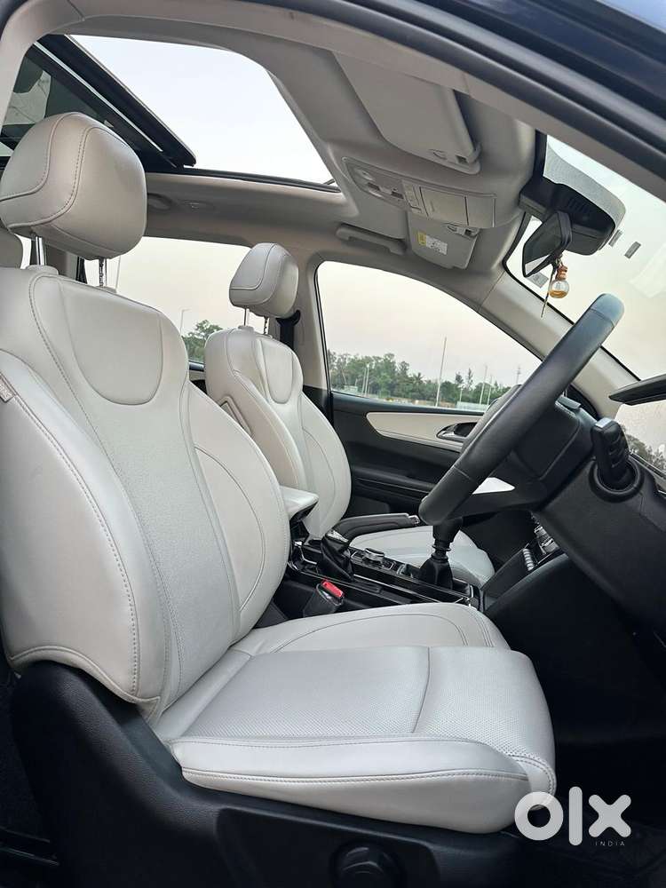 Mahindra Xuv700 2.2 Ax 7 Diesel Mt Str, 2023, Diesel