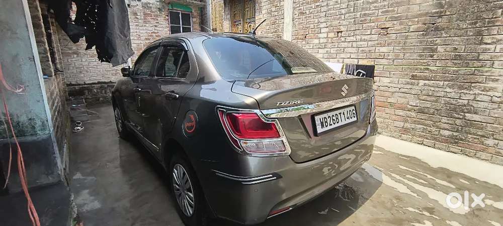 Maruti Suzuki Dzire 2022 Petrol 48500 Km Driven