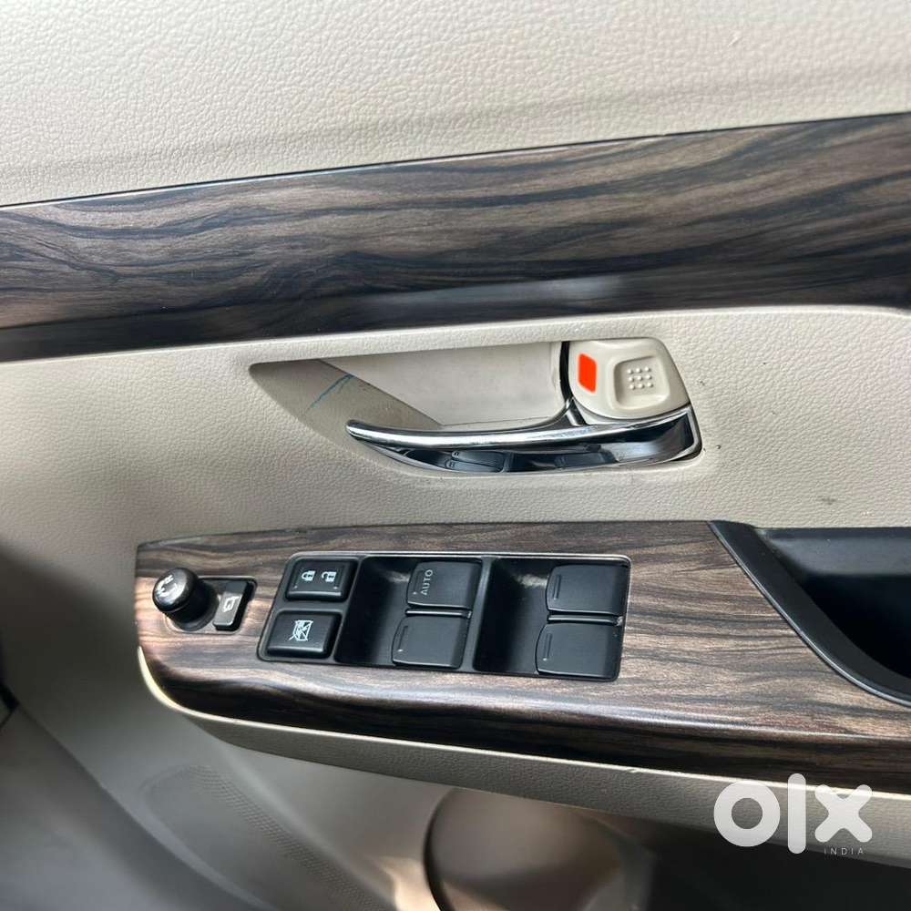 Ertiga Smart Hybrid Zxi