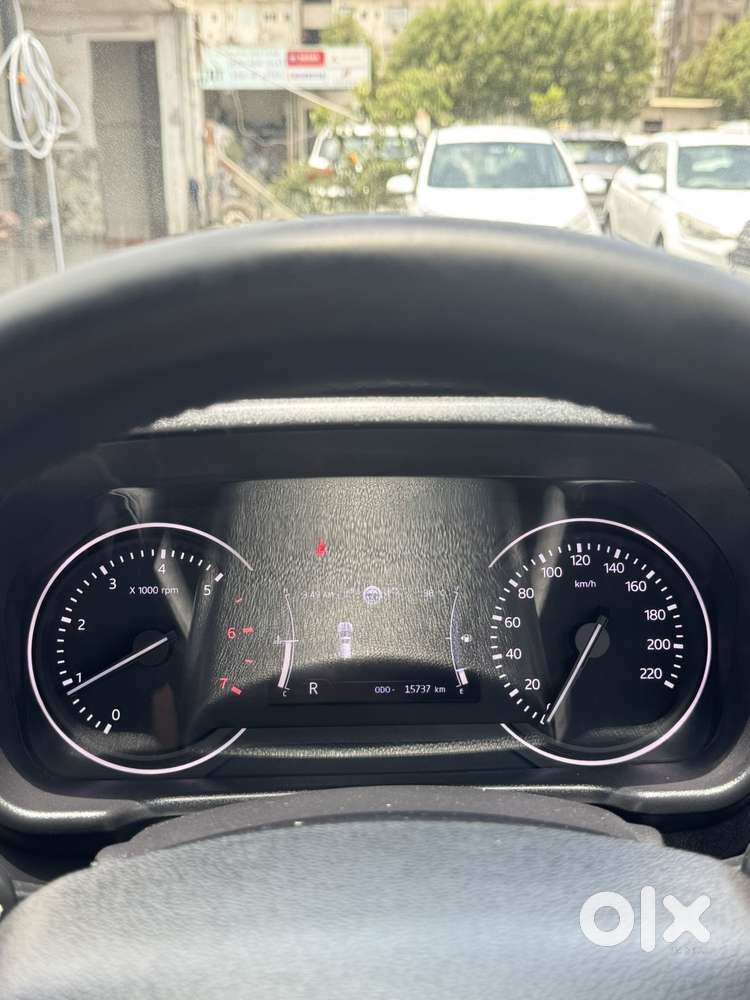 Mahindra Scorpio-n 2.0 Z4 Petrol Mt 7 Str, 2023, Petrol