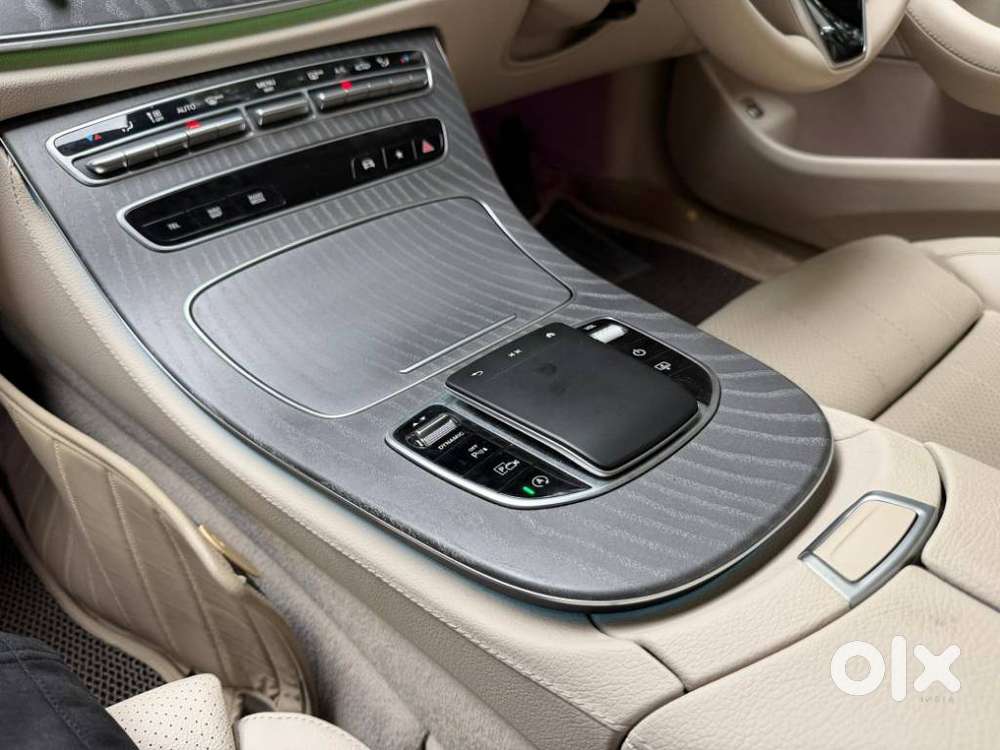 Mercedes-benz E-class 200, 2025, Petrol