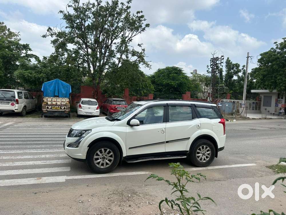 Mahindra Xuv500 At W10 Fwd, 2016, Diesel