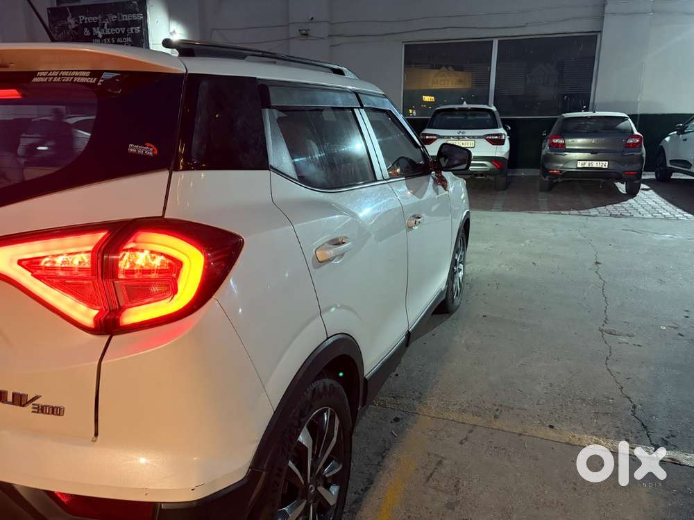 Mahindra Xuv300 2021 Diesel Well Maintained