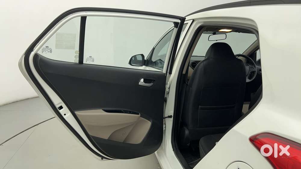 Hyundai Grand I10 1.2 Kappa Asta At Vtvt, 2016, Petrol