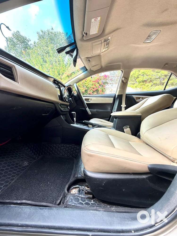 Toyota Corolla Altis Vl At, 2015, Petrol
