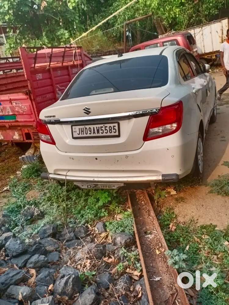 Maruti Suzuki Dzire 2021 Petrol 65000 Km Driven