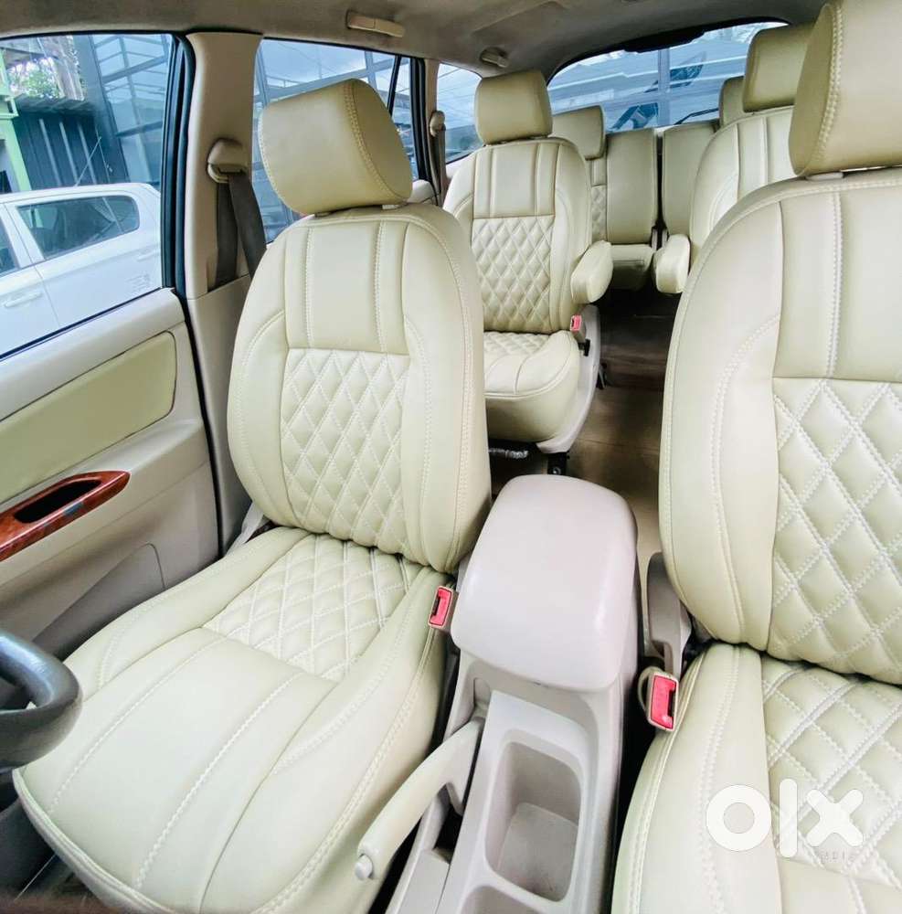 Toyota Innova 2007 Diesel 263000 Km Driven