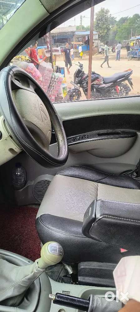 Mahindra Nuvosport 2016 Year