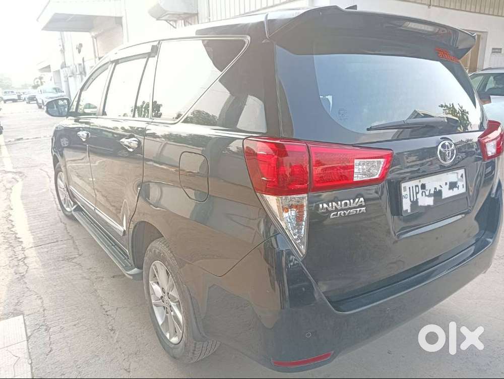 Toyota Innova Crysta 2024 Diesel 60000 Km Driven