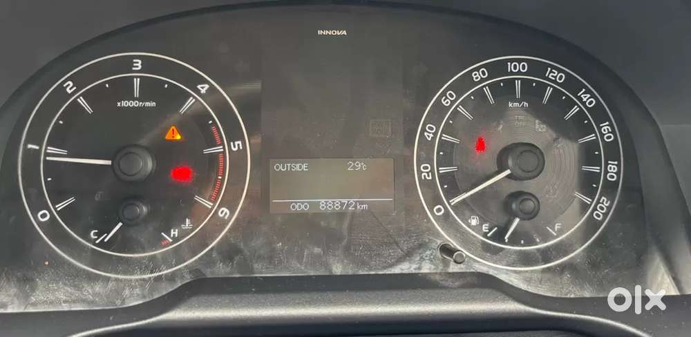 Toyota Innova Crysta [2020-ongoing] 2.4 Gx 8 Str, 2018, Diesel