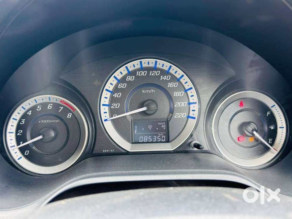 Honda City V Mt, 2013, Petrol