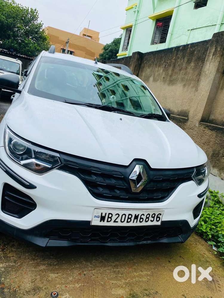 Renault Triber Rxl, 2022, Petrol