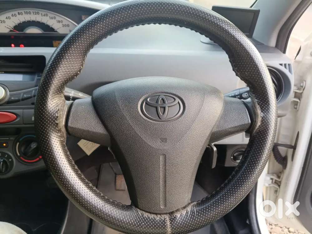 Toyota Etios 2012 Variant