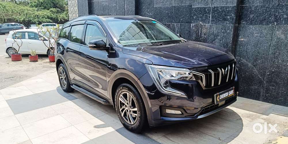 Mahindra Xuv700 2.0 Ax 5 Petrol At Str, 2022, Petrol