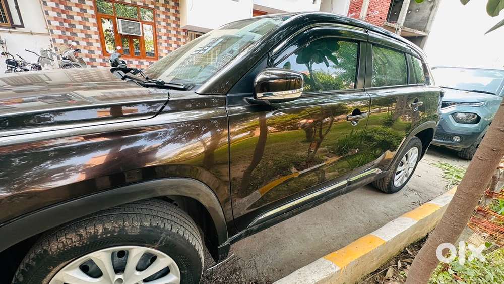 Maruti Suzuki Grand Vitara 2022 Petrol Well Maintained