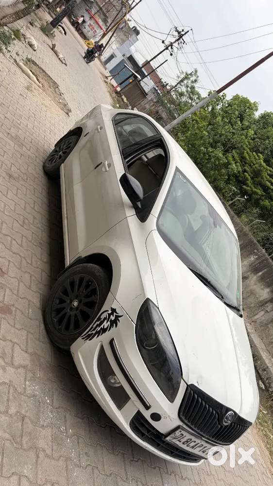 Skoda Rapid 2016 Petrol 60000 Km Driven