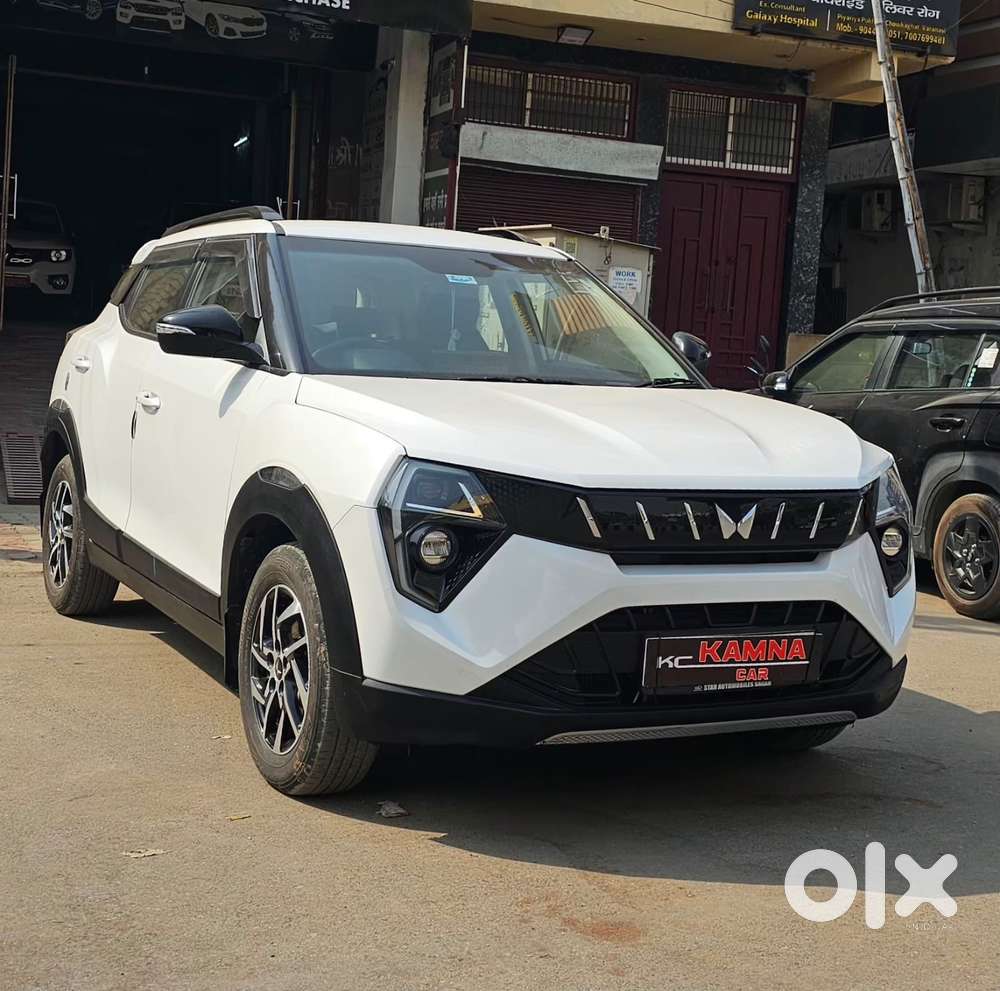 Mahindra Xuv 3xo Ax5 Ds Mt, 2025, Diesel