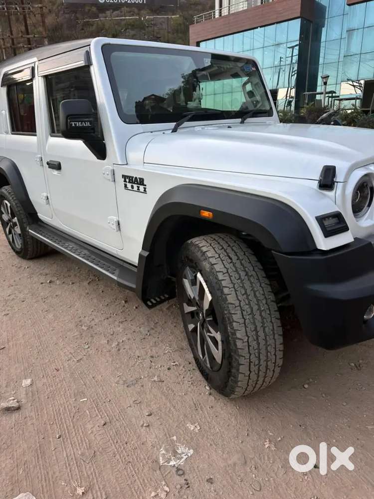 Mahindra Thar Roxx 2025 Petrol Automatic Well Maintained