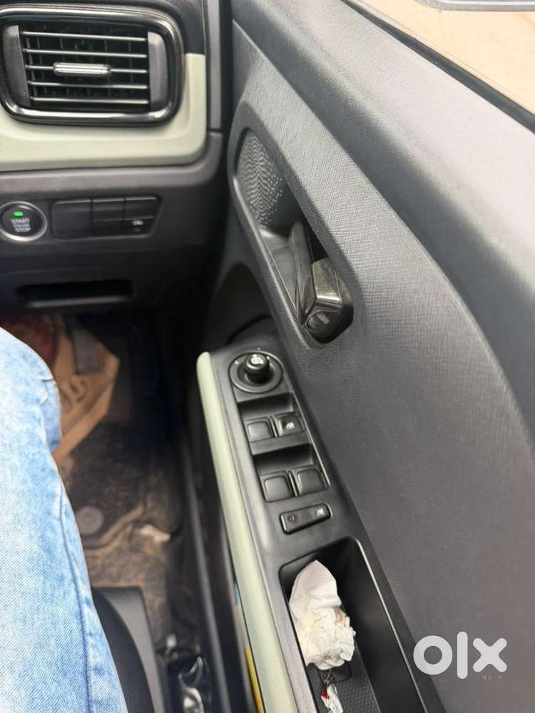 Tata Petrol & Icng 2025 With Manual Transmission