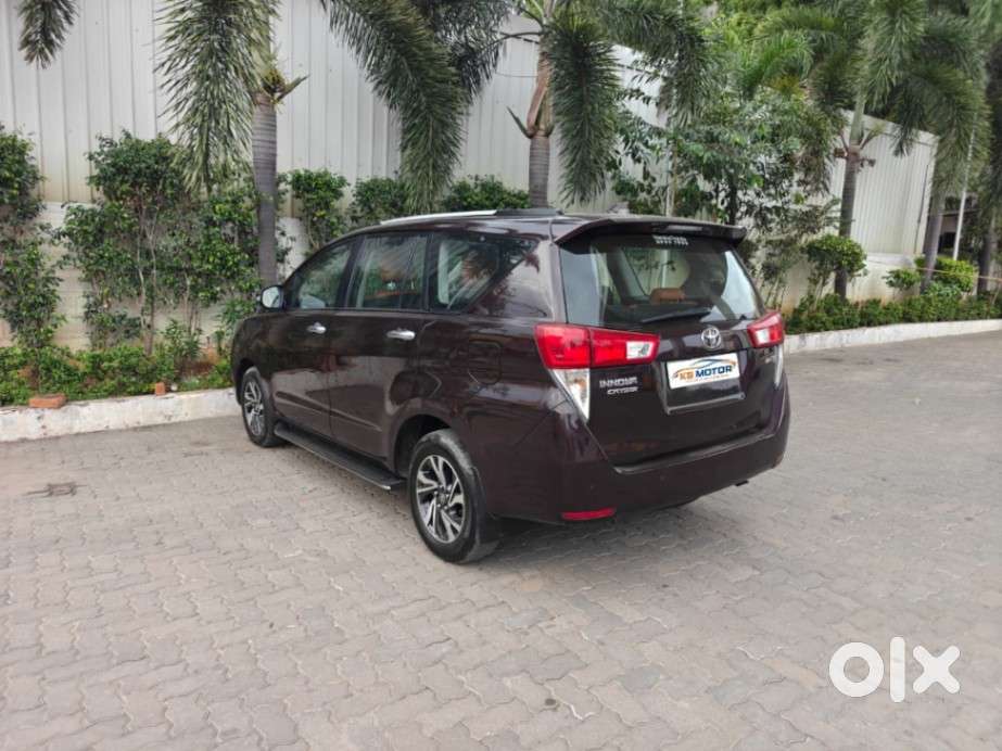 Toyota Innova Crysta 2.4 G Plus Mt 8 Str, 2021, Diesel