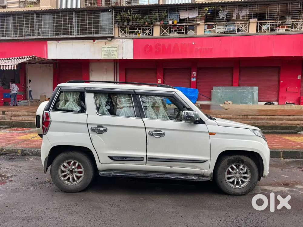 Mahindra Tuv 300 2016