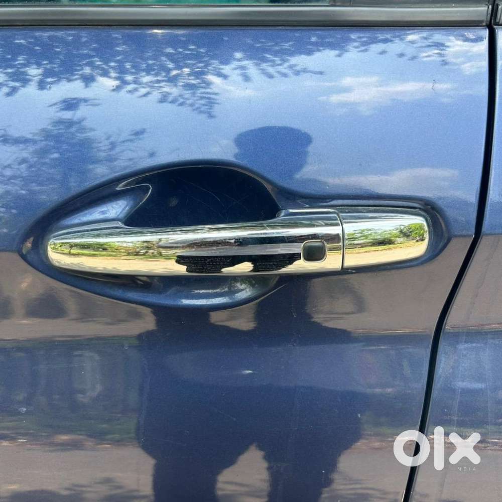 Ertiga Smart Hybrid Zxi