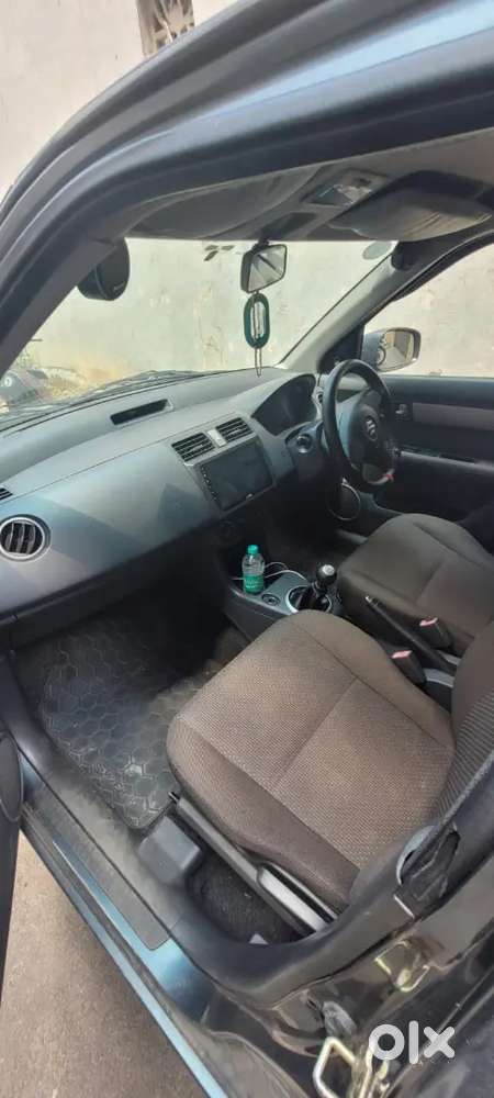 Maruti Suzuki Swift 2006 Petrol Well Maintained