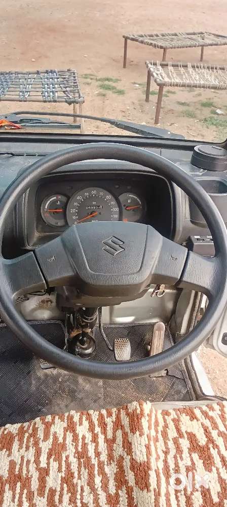 Maruti Suzuki Omni 2010