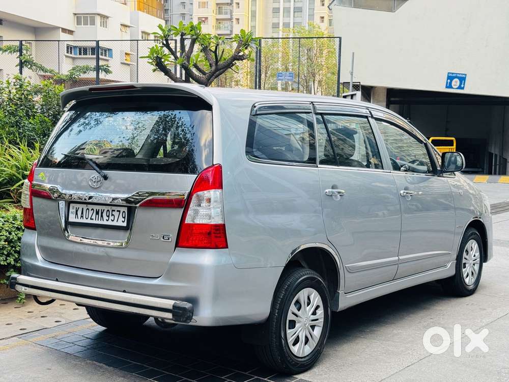 Toyota Innova 2.5 Gx (diesel) 7 Seater Bs Iv, 2015, Diesel