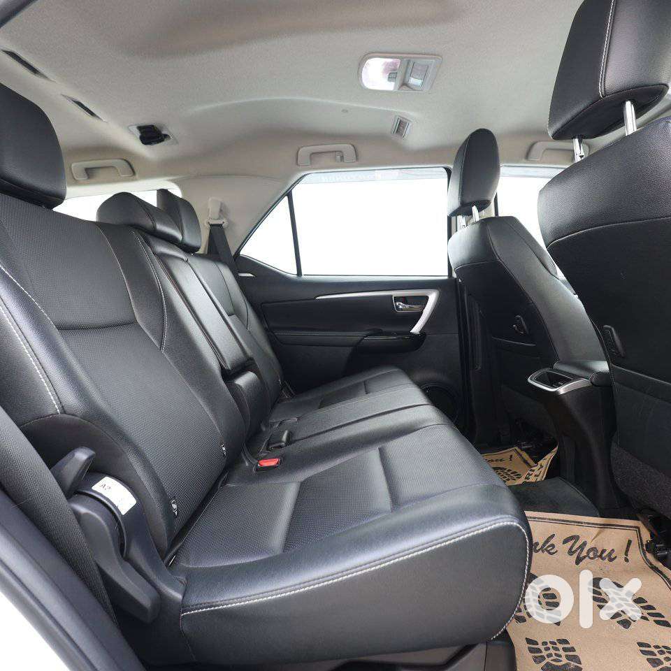 Toyota Fortuner 3.0 4x2 Automatic, 2024, Petrol