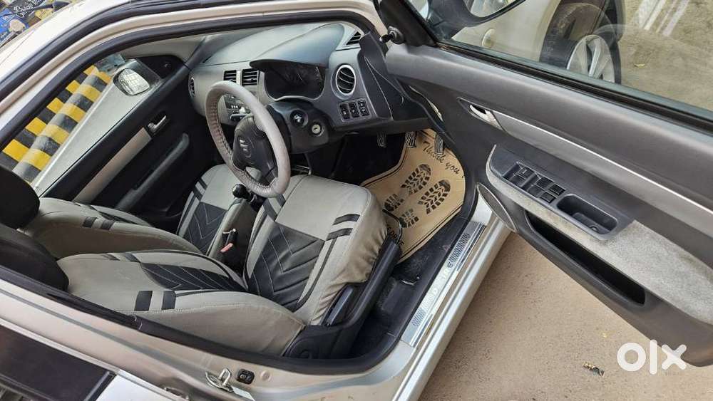 Maruti Suzuki Swift Dzire Vxi Optional, 2011, Petrol