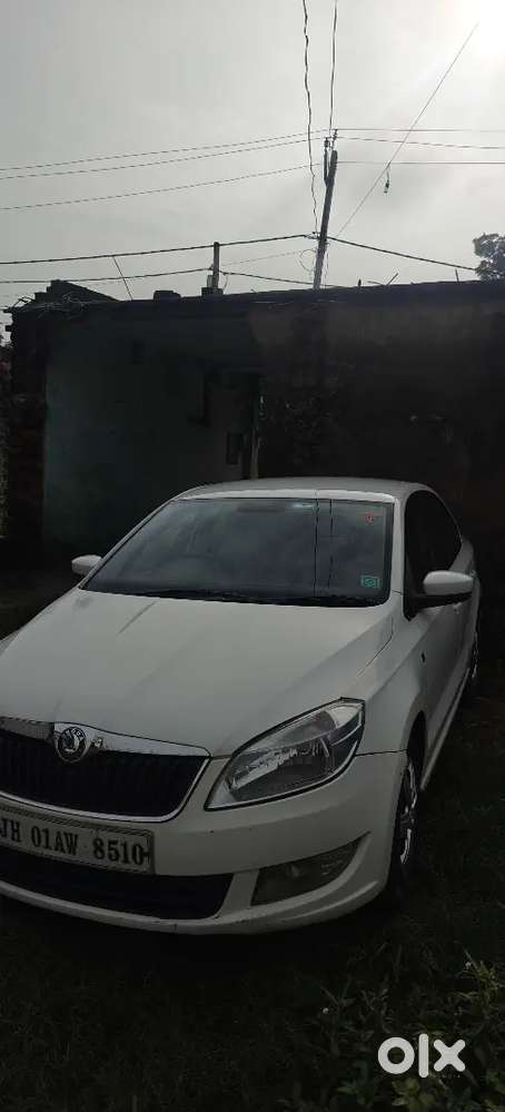 Skoda Rapid 1.6 Active 2013