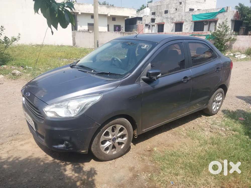 Ford Aspire Titanium Blu 2017