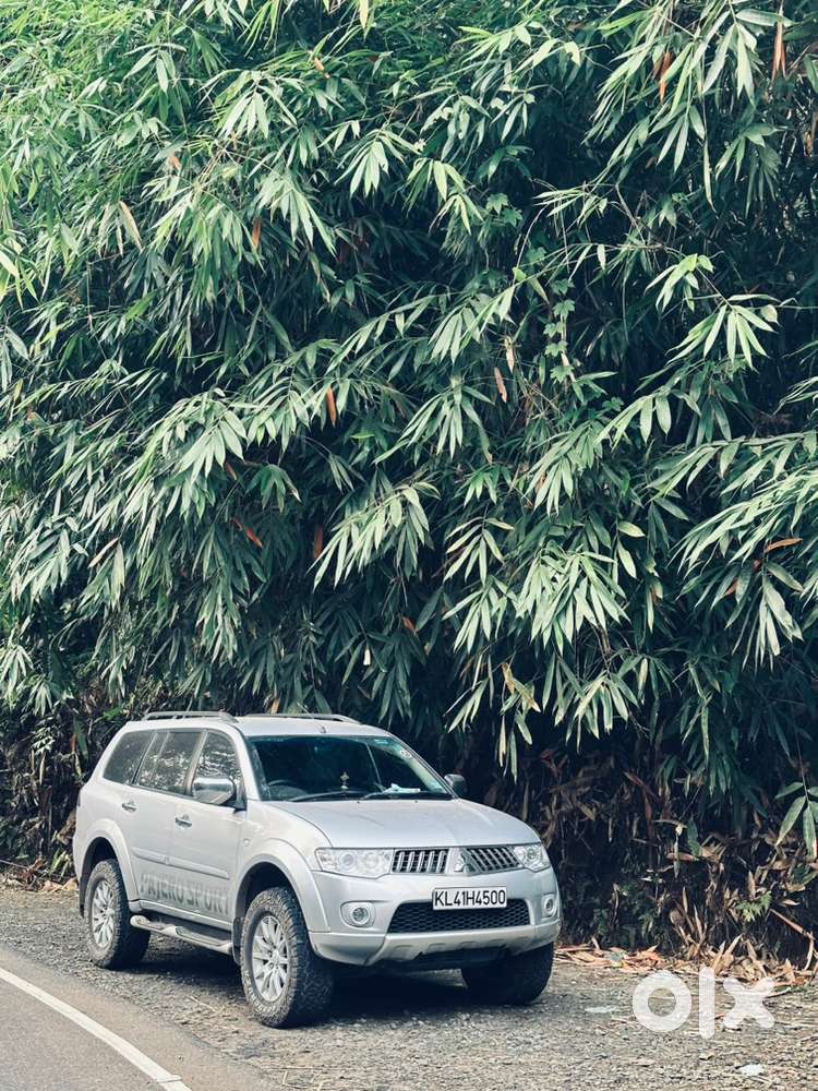 Mitsubishi Pajero Sport 2013