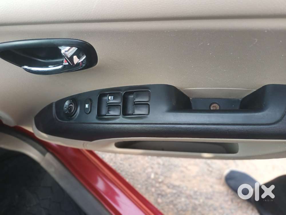 Hyundai I10 Sportz At, 2012, Petrol