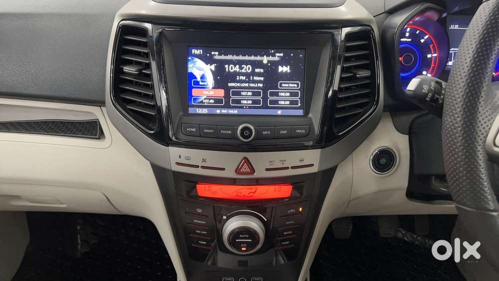 Mahindra Xuv300 W8 Option Diesel, 2023, Diesel