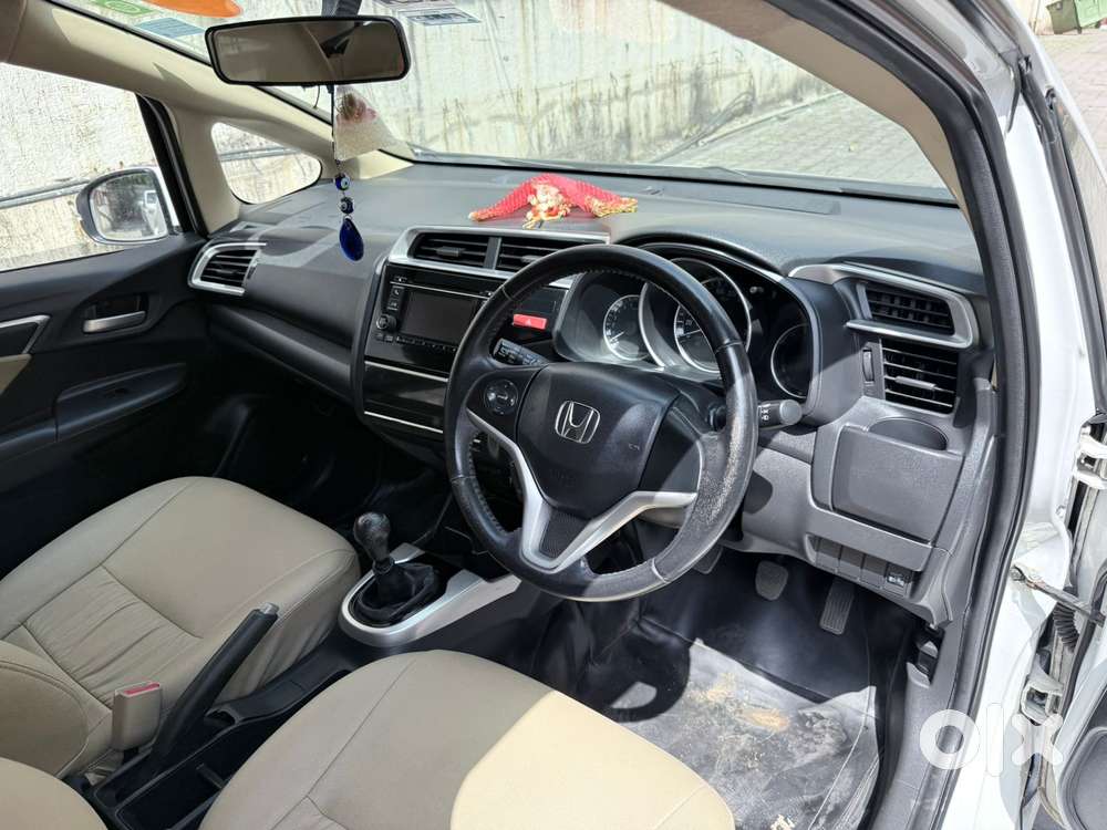 Honda Jazz V Mt Privilege, 2016, Petrol