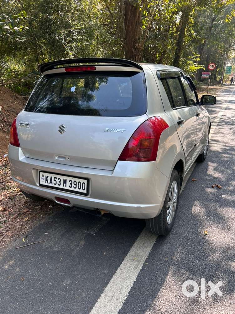Maruti Suzuki Swift 2006 Year