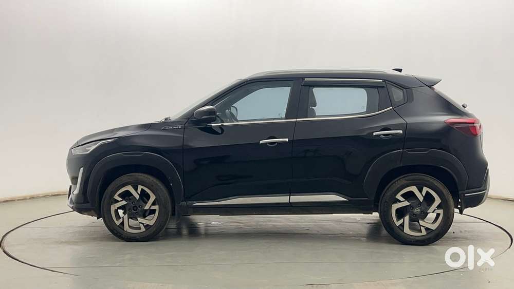 Nissan Magnite 1.0 Xv, 2022, Petrol