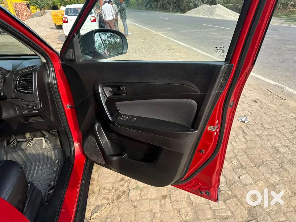 Maruti Suzuki Brezza 2019 Diesel 98000 Km Driven Ac Child