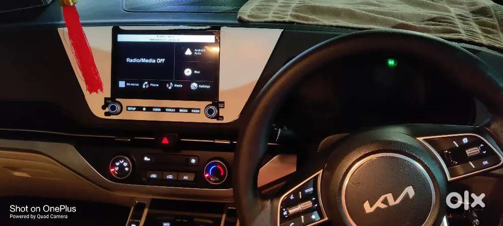 Kia Carens Prestige Petrol 2023