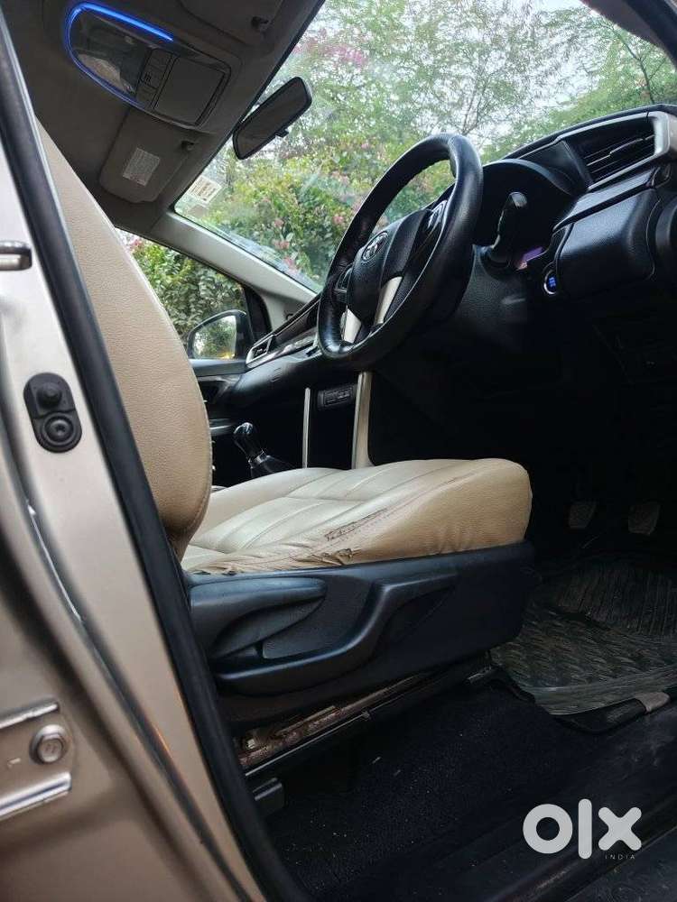 Toyota Innova Crysta