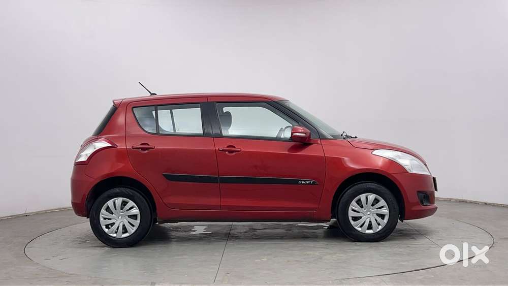 Maruti Suzuki Swift Vvt Vxi, 2014, Petrol